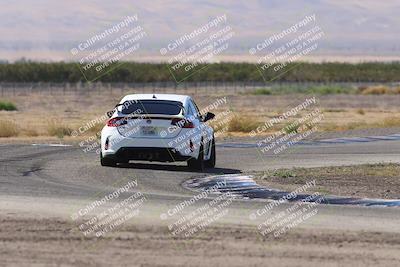 media/Oct-04-2025-OnGrid (Sat) [[44bd565ffa]]/Purple Group/Grapevine/